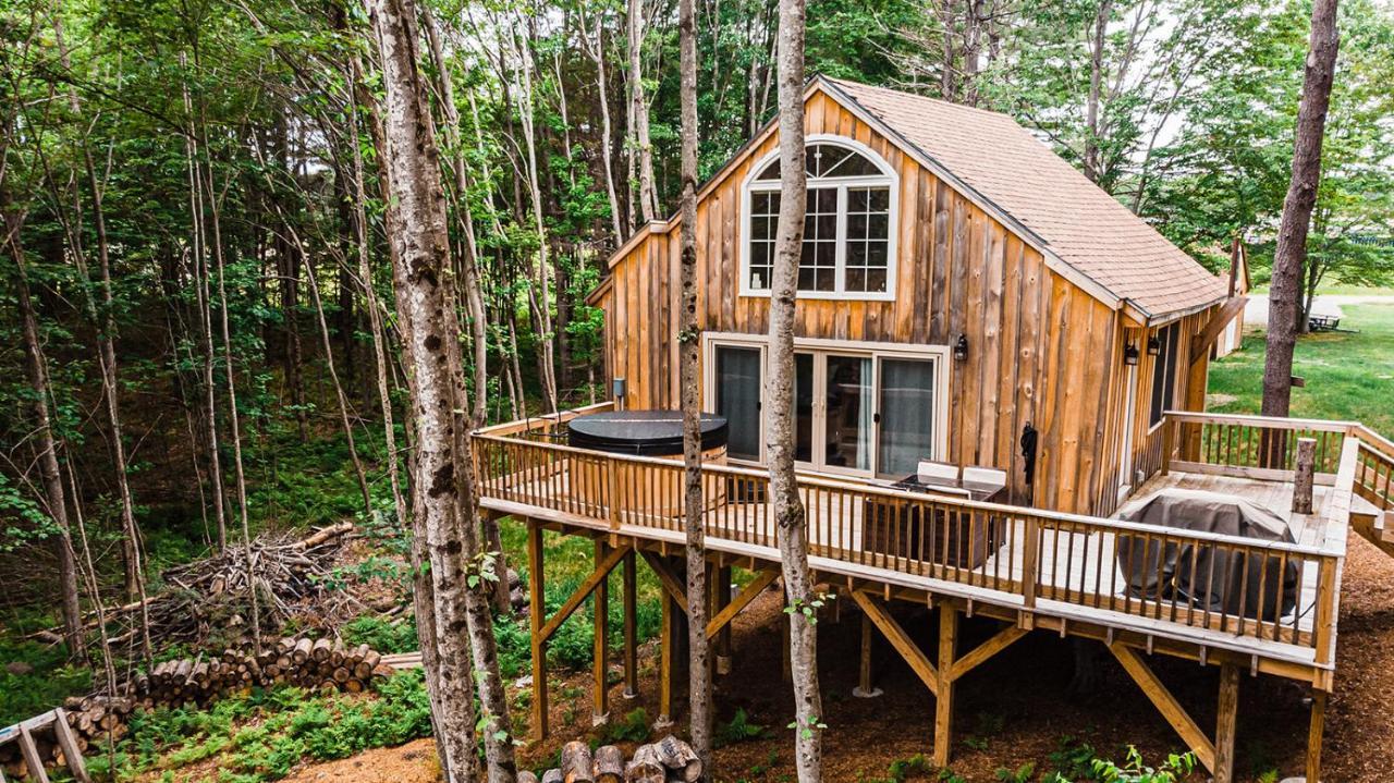Villa Moonlight Treehouse At Belgrade Hospitality Extérieur photo
